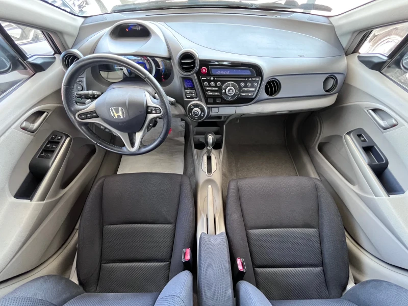Honda Insight 1.3 Hybrid / 130.000km, снимка 8 - Автомобили и джипове - 51097888