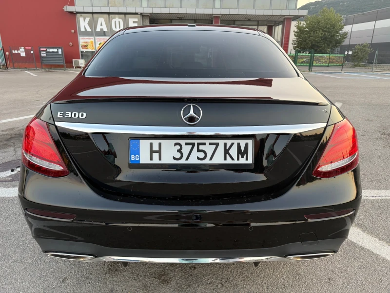 Mercedes-Benz E 300 AMG пакет, снимка 6 - Автомобили и джипове - 52645867