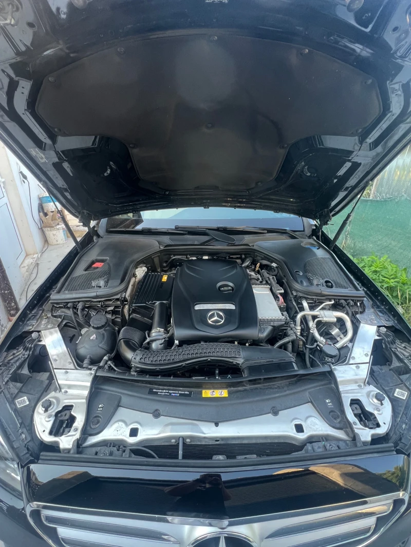 Mercedes-Benz E 300 AMG пакет, снимка 8 - Автомобили и джипове - 52645867