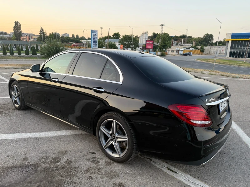 Mercedes-Benz E 300 AMG пакет, снимка 4 - Автомобили и джипове - 52645867