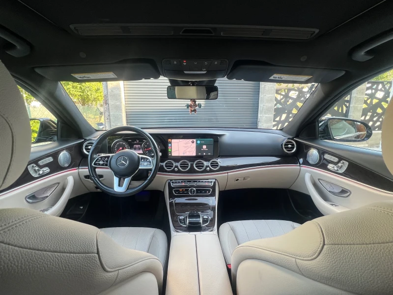 Mercedes-Benz E 300 AMG пакет, снимка 16 - Автомобили и джипове - 52645867