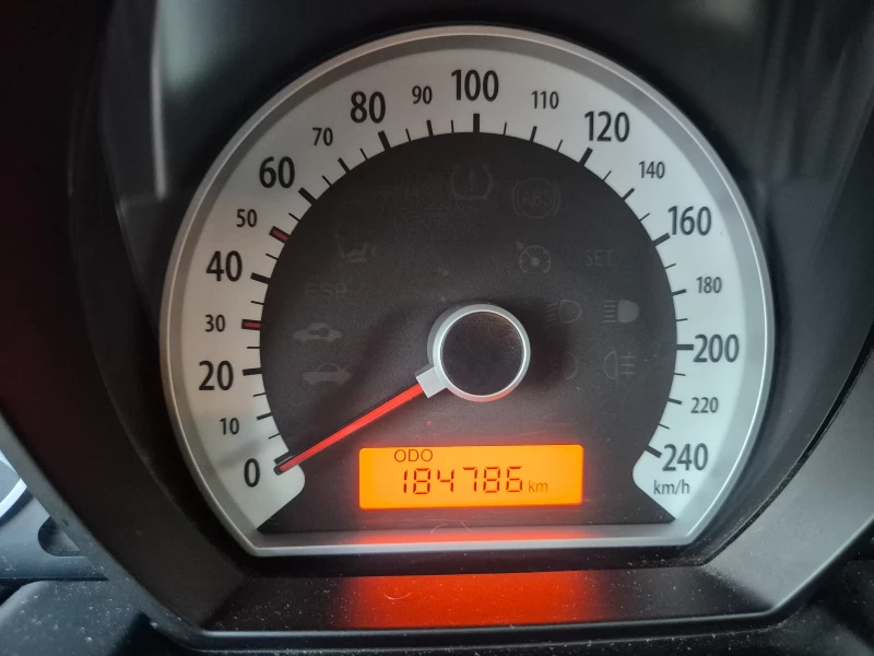 Kia Ceed 1.4 Газ!, снимка 13 - Автомобили и джипове - 52578502