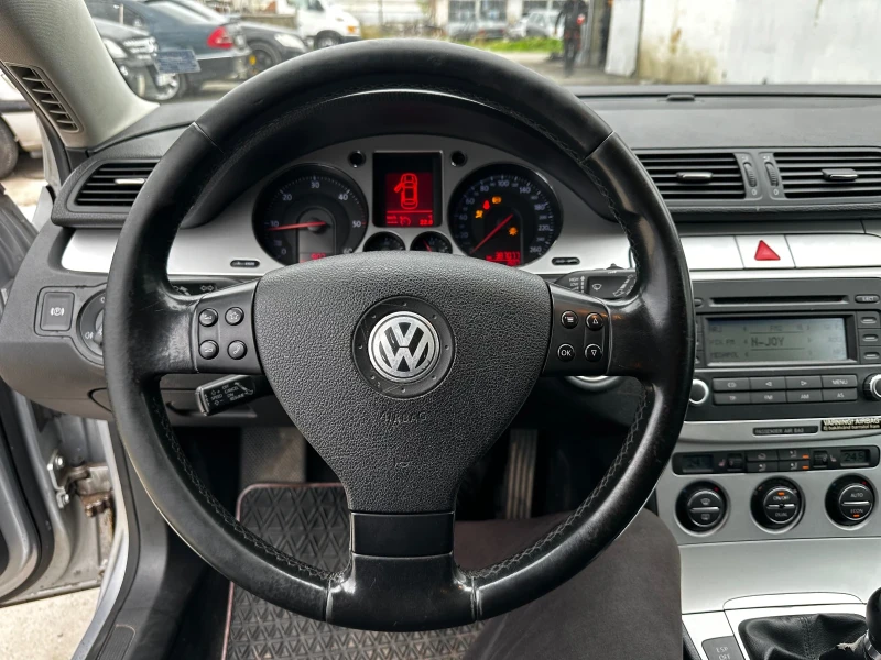 VW Passat 2.0 TDI BMP, снимка 9 - Автомобили и джипове - 52457501