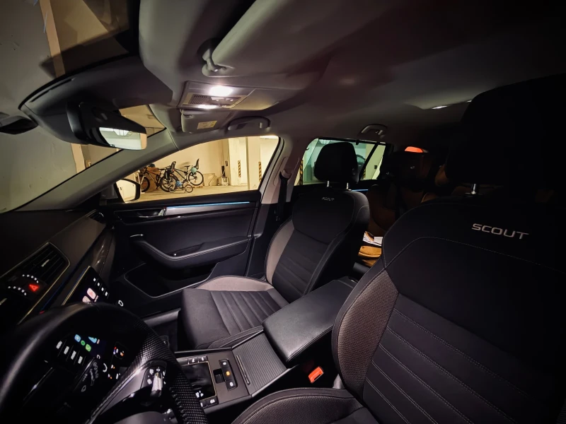 Skoda Superb SCOUT, снимка 14 - Автомобили и джипове - 52657267