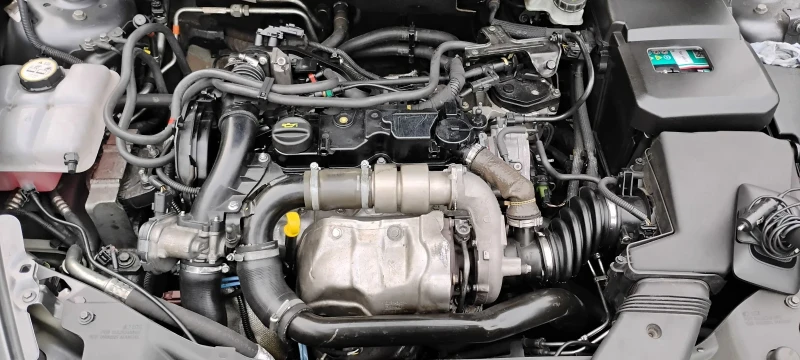 Volvo V50, снимка 12 - Автомобили и джипове - 52617775