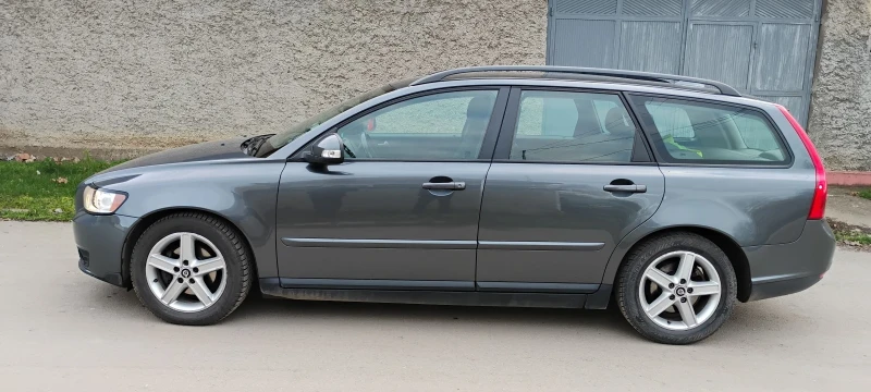 Volvo V50, снимка 2 - Автомобили и джипове - 52617775