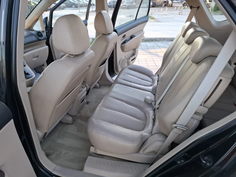 Kia Carens, снимка 11 - Автомобили и джипове - 52772497