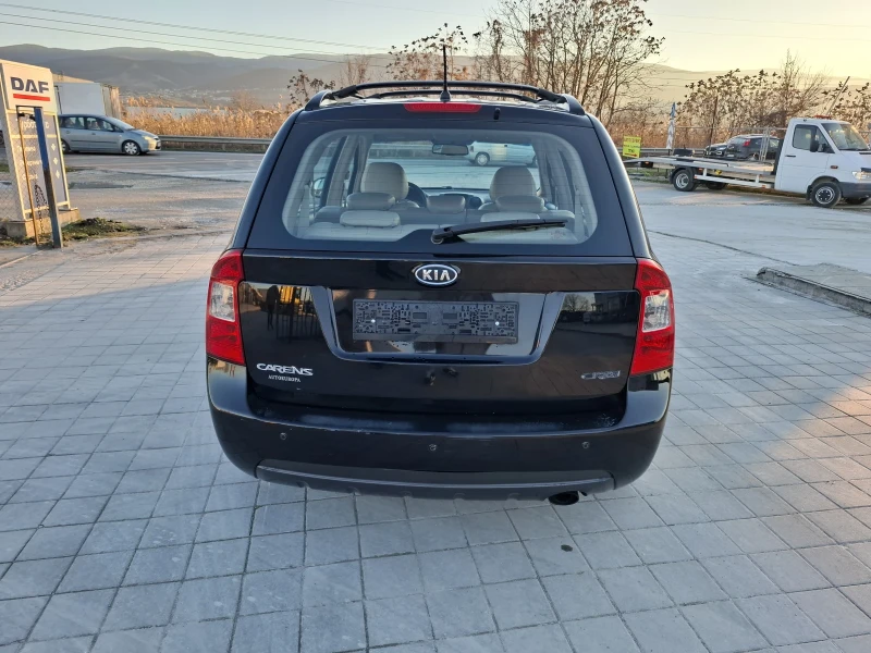 Kia Carens, снимка 5 - Автомобили и джипове - 52772497