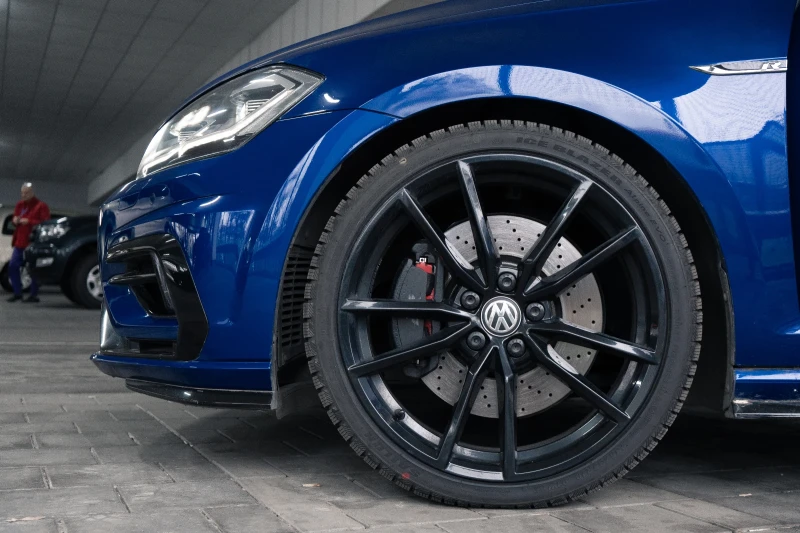 VW Golf R MK 7.5 AKRAPOVIC От Порше София, снимка 9 - Автомобили и джипове - 52853831