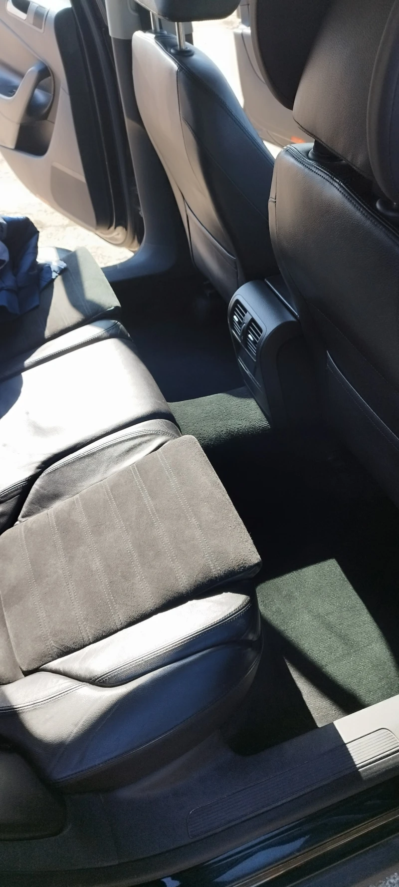 VW Passat 2.0TDi 4motion, снимка 8 - Автомобили и джипове - 53121592