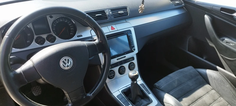 VW Passat 2.0TDi 4motion, снимка 5 - Автомобили и джипове - 53121592