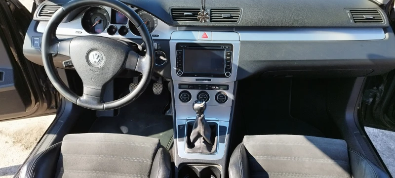 VW Passat 2.0TDi 4motion, снимка 7 - Автомобили и джипове - 53121592