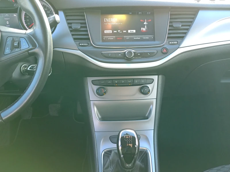 Opel Astra K 1.6 TDCi / 110 HP EURO6, снимка 13 - Автомобили и джипове - 53229573