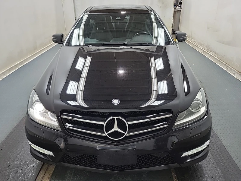 Mercedes-Benz C 350 * * CARFAX * * АВТО КРЕДИТ * * , снимка 2 - Автомобили и джипове - 53234020