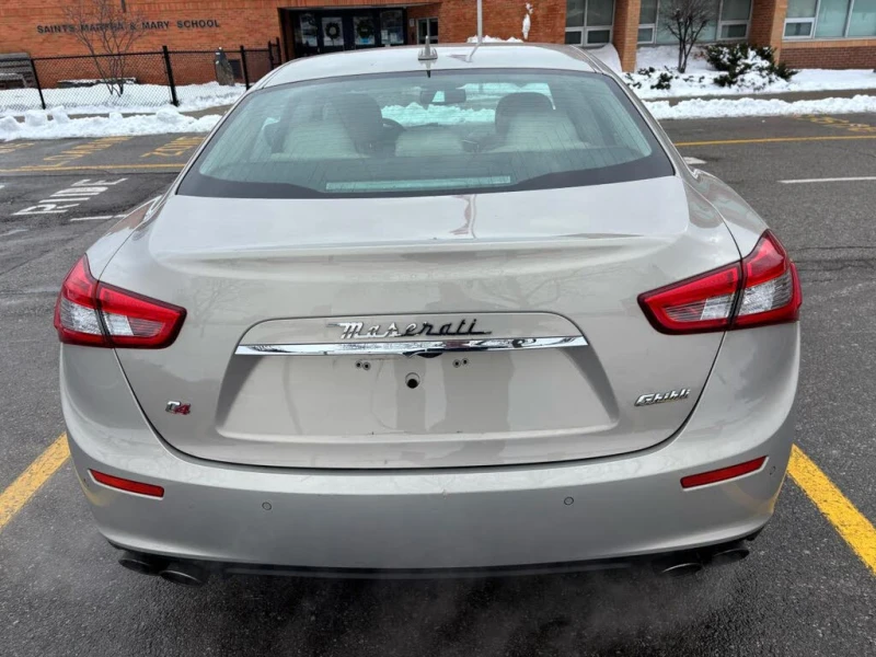 Maserati Ghibli S Q4 * CARFAX * АвтоКредит* (ЦЕНА ДО БГ), снимка 4 - Автомобили и джипове - 53271945