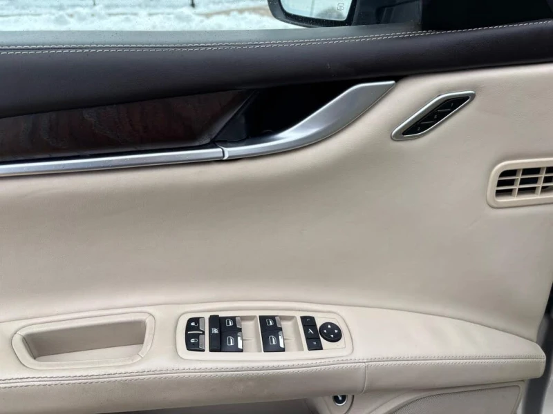 Maserati Ghibli S Q4 * CARFAX * АвтоКредит* (ЦЕНА ДО БГ), снимка 13 - Автомобили и джипове - 53271945