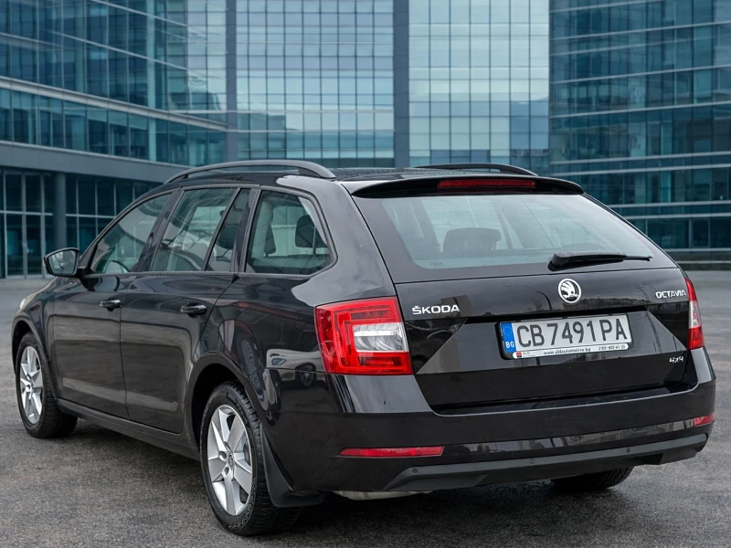 Skoda Octavia 2.0 TDI 4x4 Automatic, снимка 6 - Автомобили и джипове - 53274942