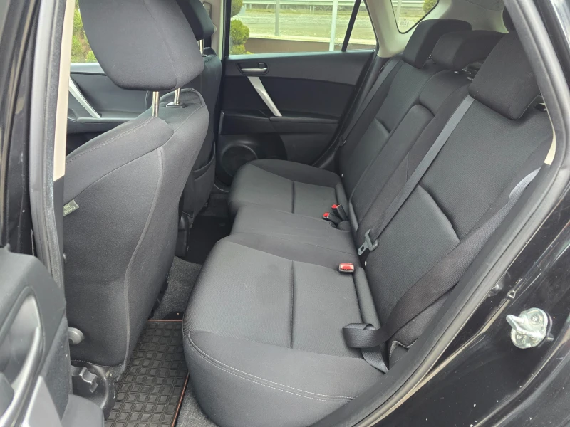 Mazda 3 1, 6 I КЛИМАТРОНИК !! НОВ ВНОС !! ЕВРО5 !!, снимка 14 - Автомобили и джипове - 53483645