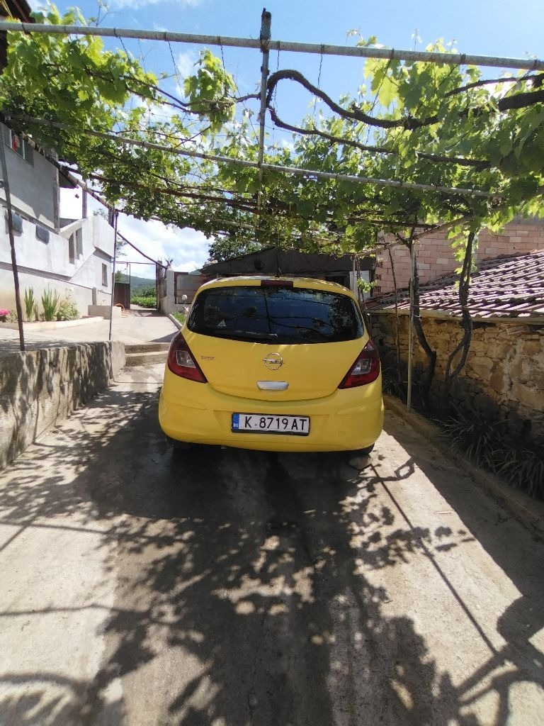 Opel Corsa, снимка 10 - Автомобили и джипове - 45931223