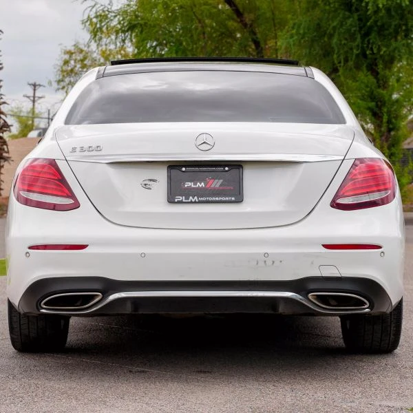 Mercedes-Benz E 300 AMG* PACK* BURMESTER* ПОДГРЕВ* МЪРТВА* ТОЧКА* КАМЕ - изображение 9