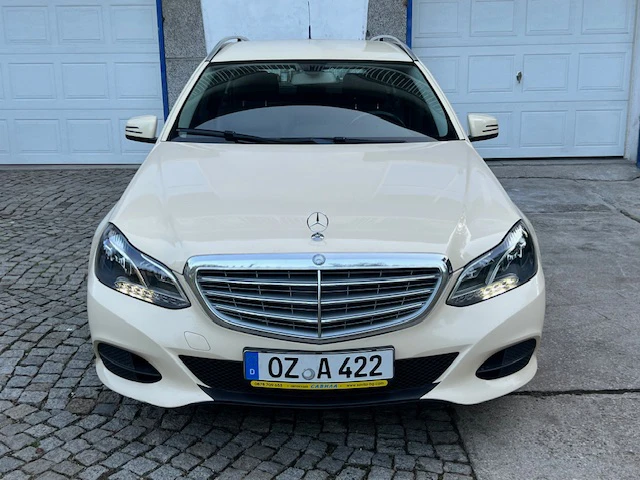 Mercedes-Benz E 200 2.2 CDI - изображение 2