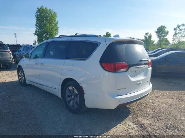 Chrysler Pacifica * HYBRID* PLATINUM* КОЖА* ПОДГРЕВ* ШИБИДАХ* , снимка 3 - Автомобили и джипове - 54903177