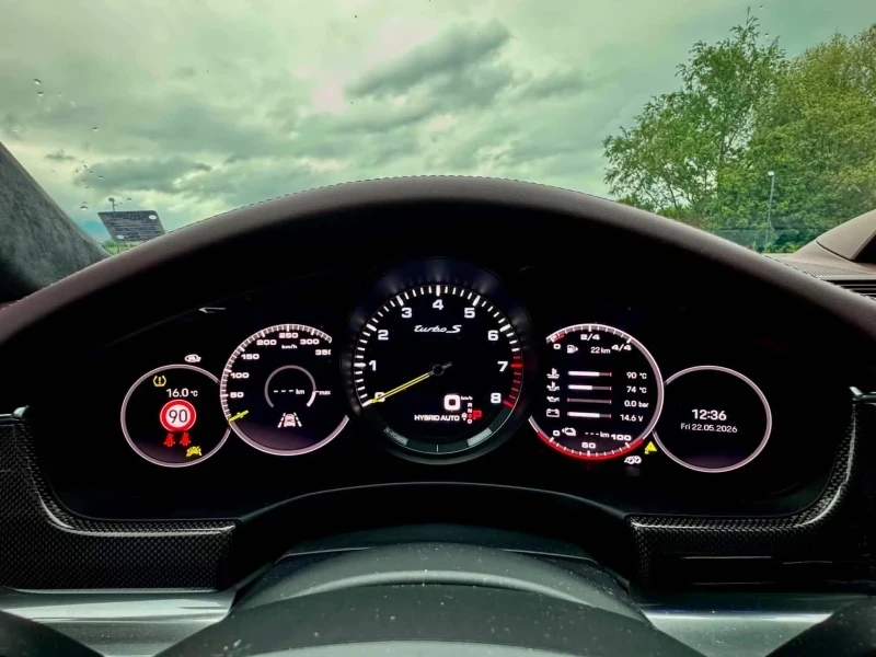 Porsche Panamera, снимка 15 - Автомобили и джипове - 55995075
