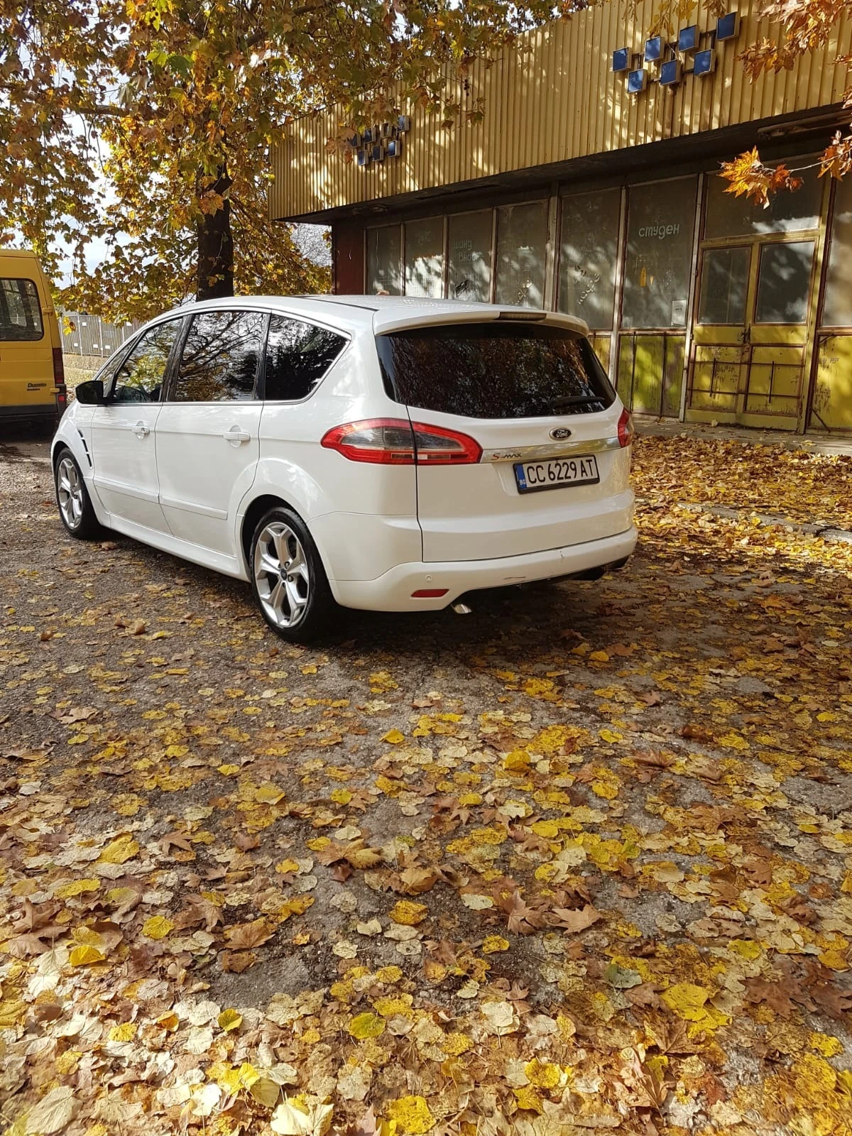 Ford S-Max TITANIUM-S - изображение 7