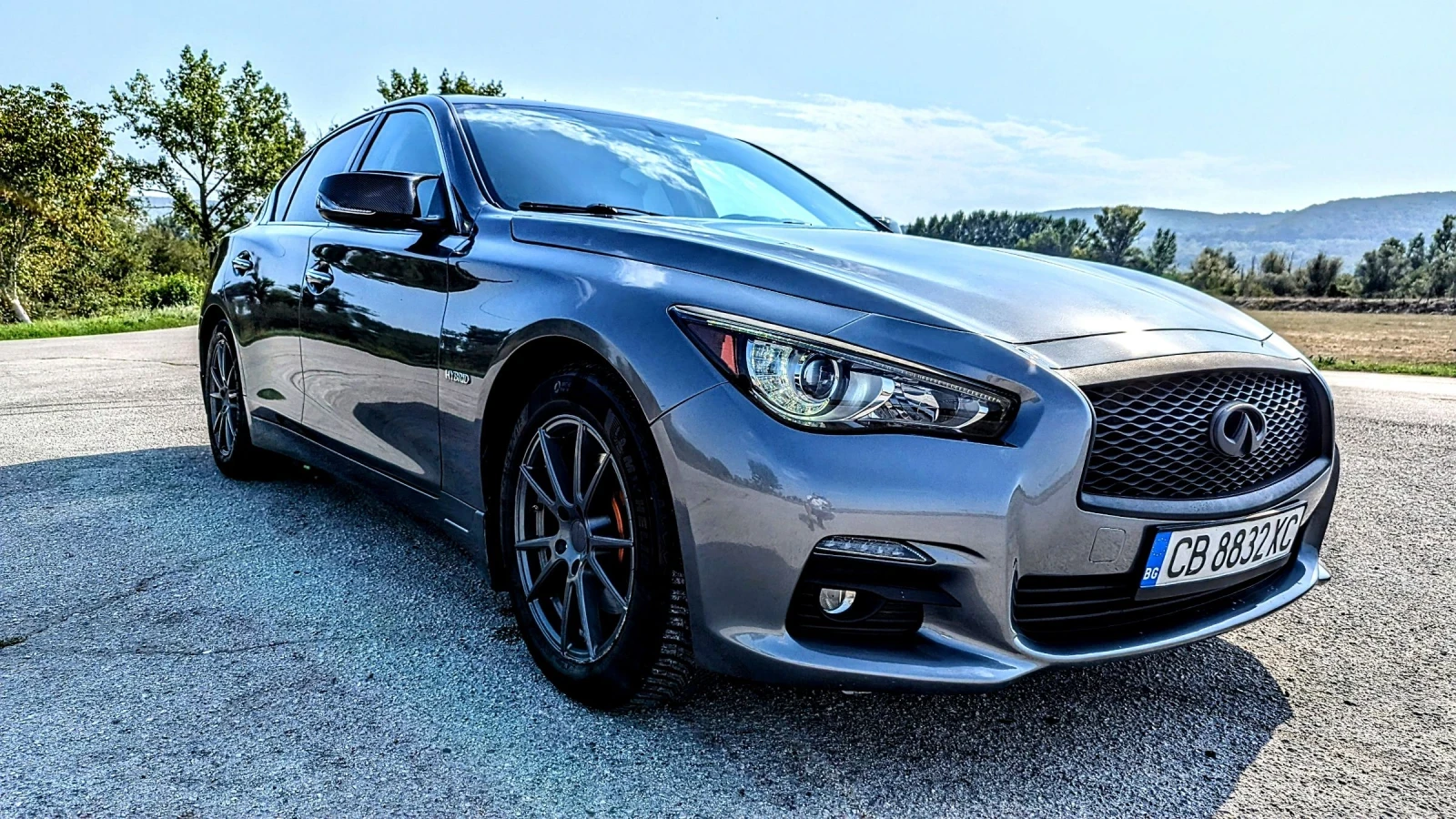 Infiniti Q50 AWD Hybrid 364к.с - изображение 2