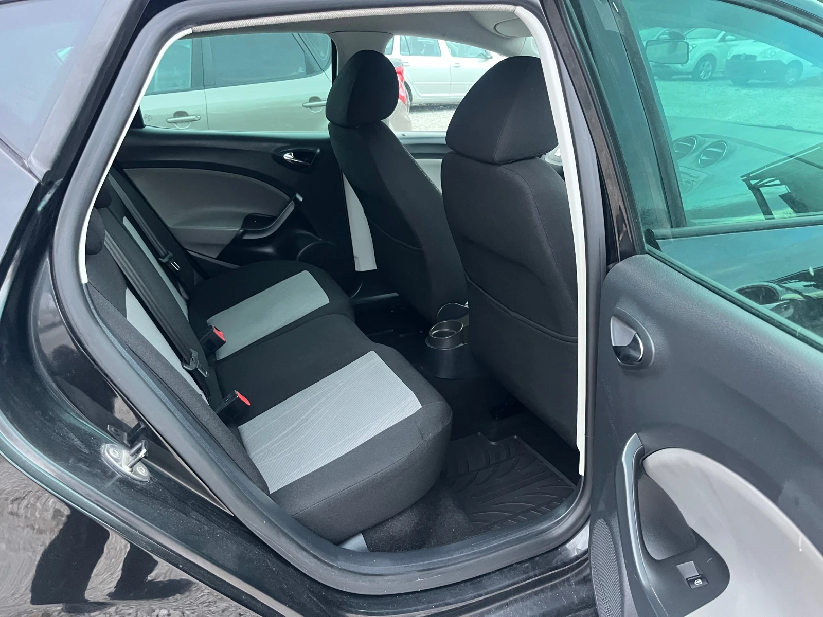 Seat Ibiza TDI FACELIFT   | Mobile.bg   16