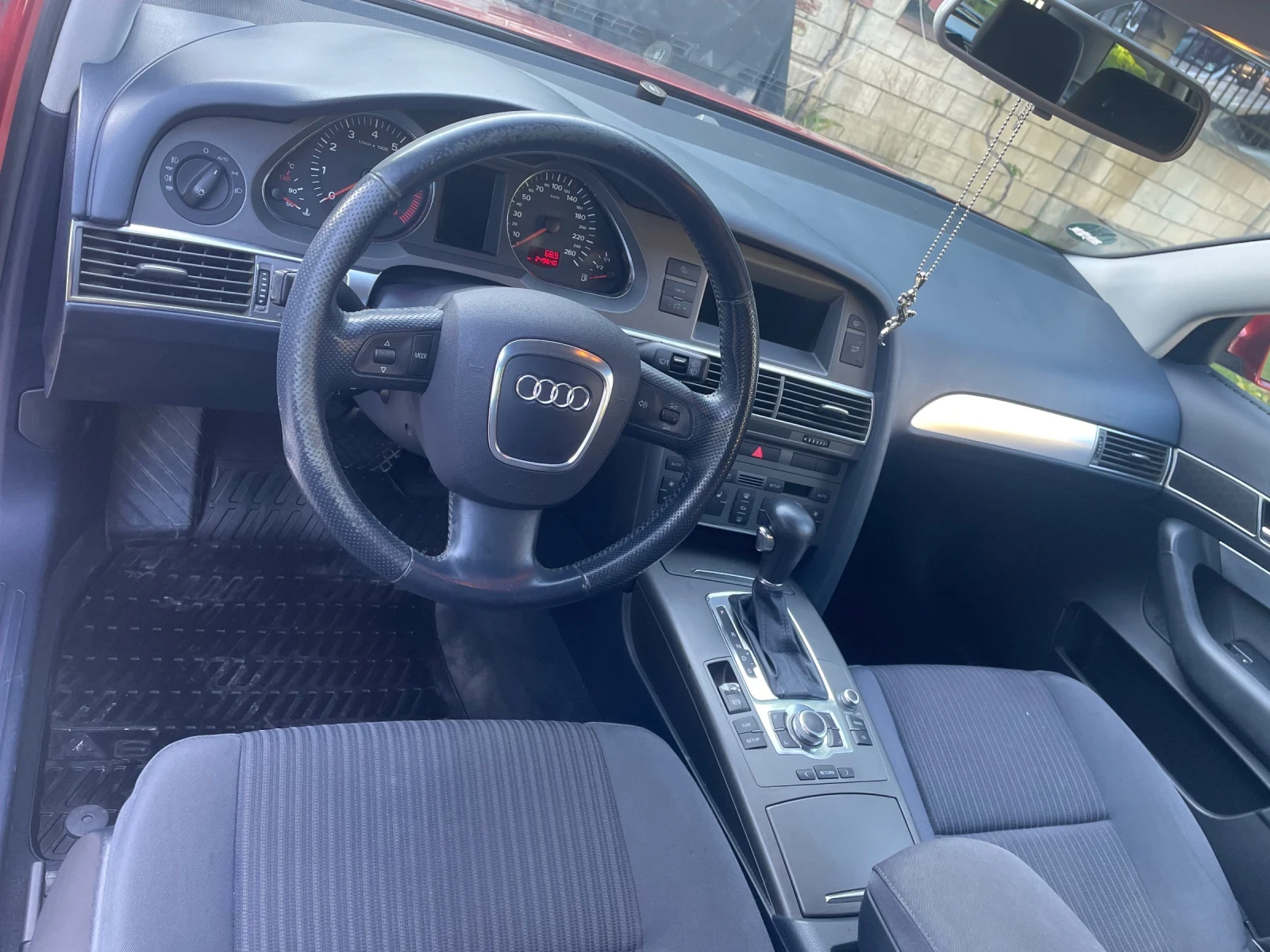 Audi A6 2.0 - изображение 8