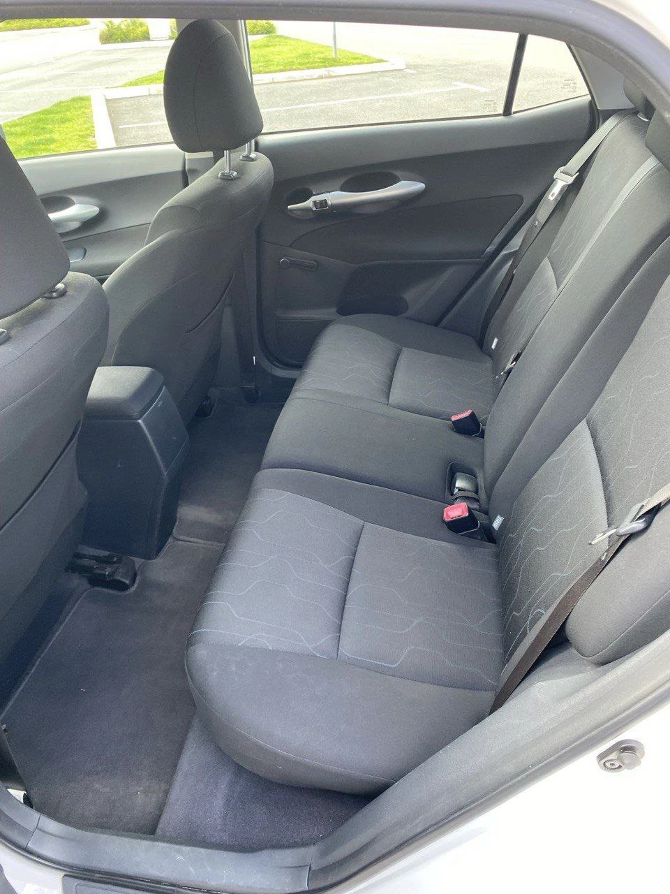 Toyota Auris 1.33i - изображение 8