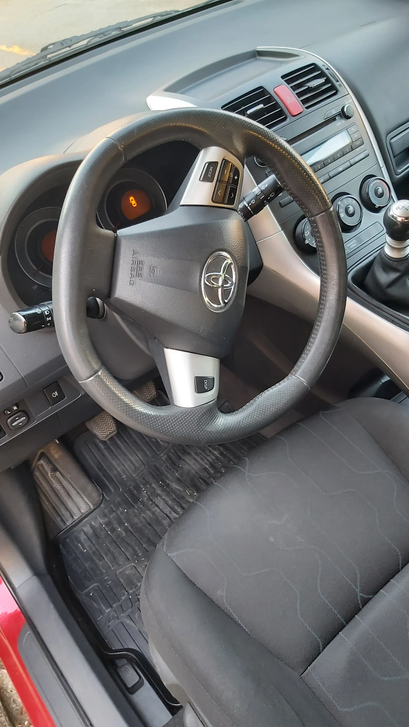 Toyota Auris Фейслифт - изображение 6