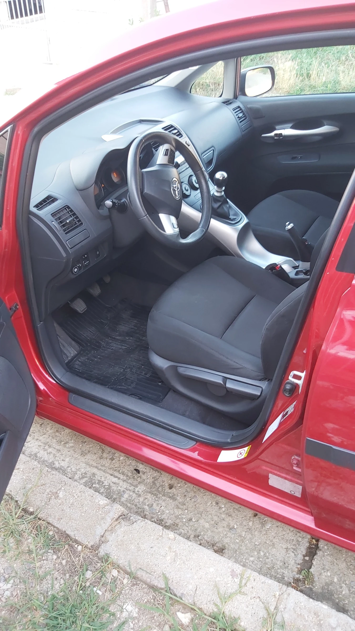 Toyota Auris Фейслифт - изображение 5