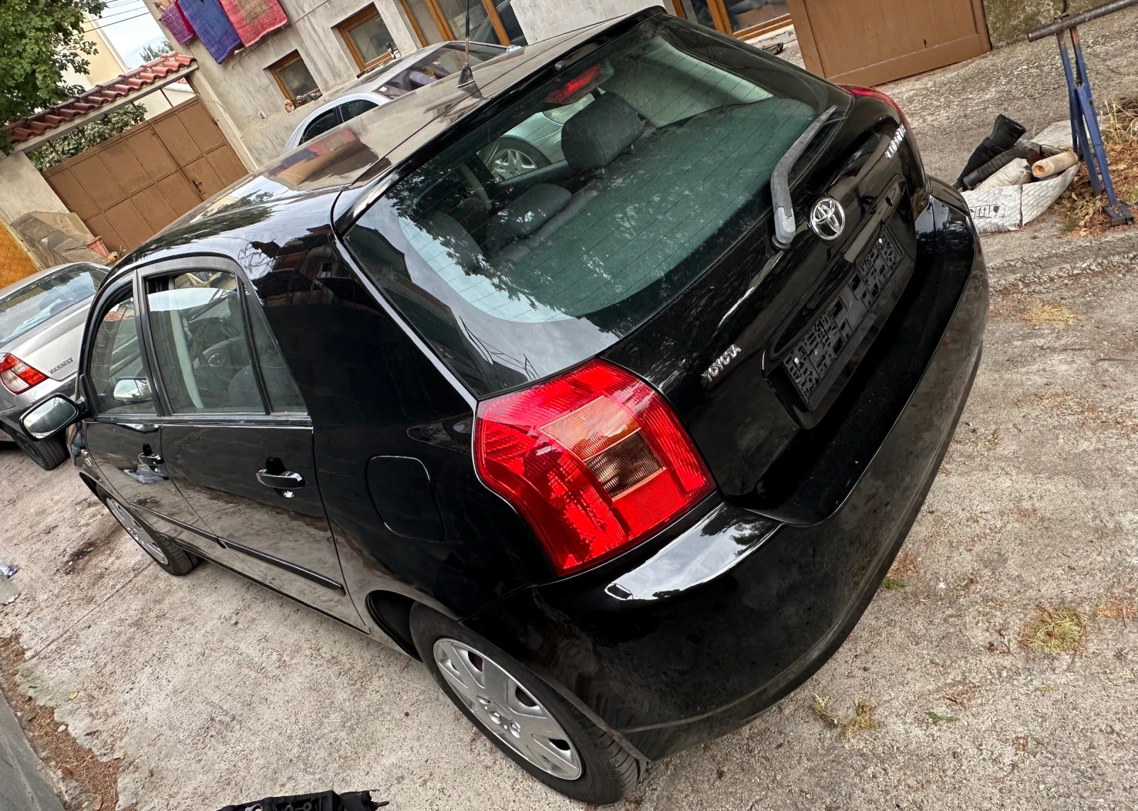 Toyota Corolla 2.0D4D-90кс. - изображение 5