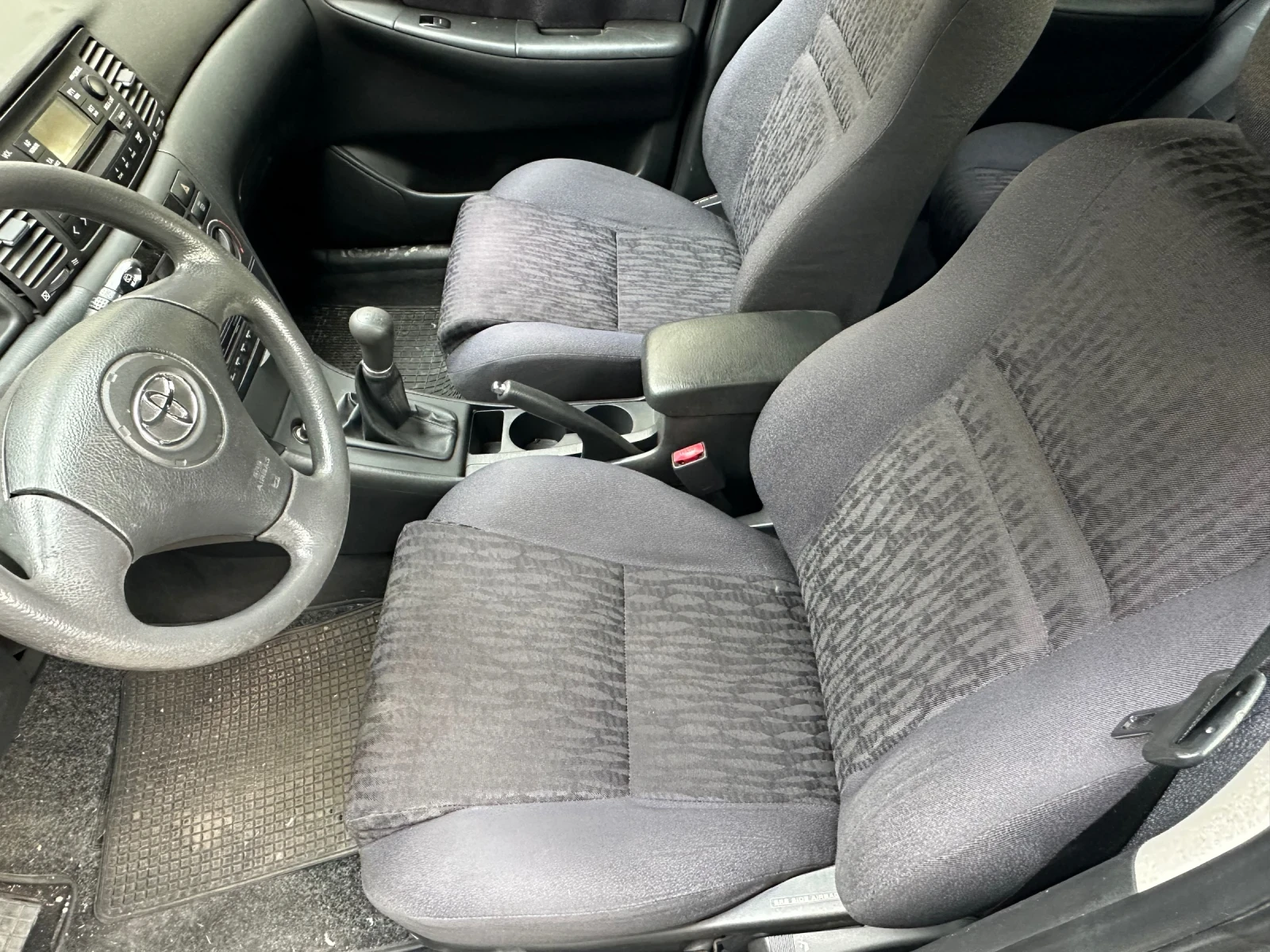 Toyota Corolla 2.0D4D-90кс. - изображение 8