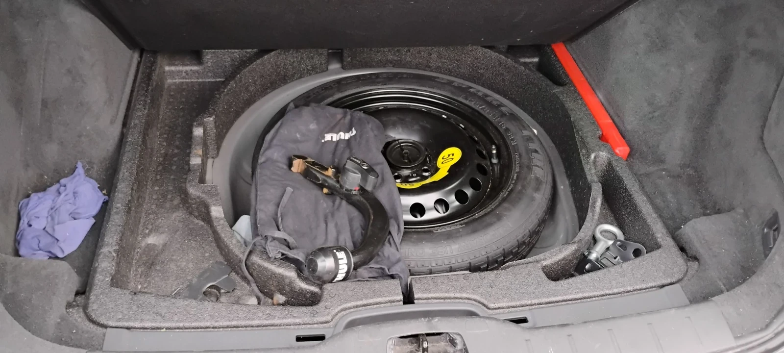 Volvo V50  - изображение 3