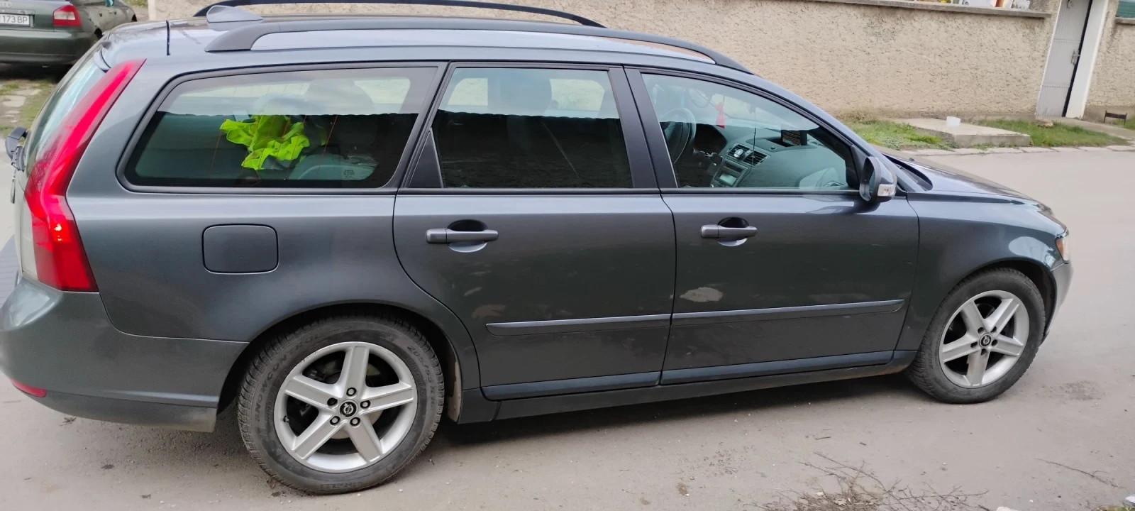 Volvo V50  - изображение 5