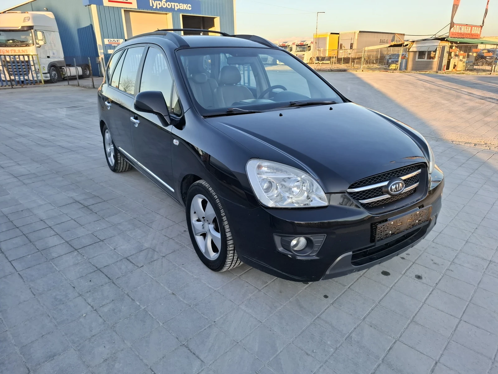 Kia Carens  - изображение 9