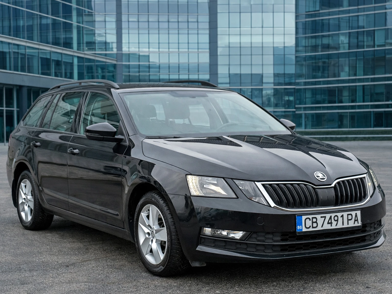 Skoda Octavia 2.0 TDI 4x4 Automatic - изображение 3