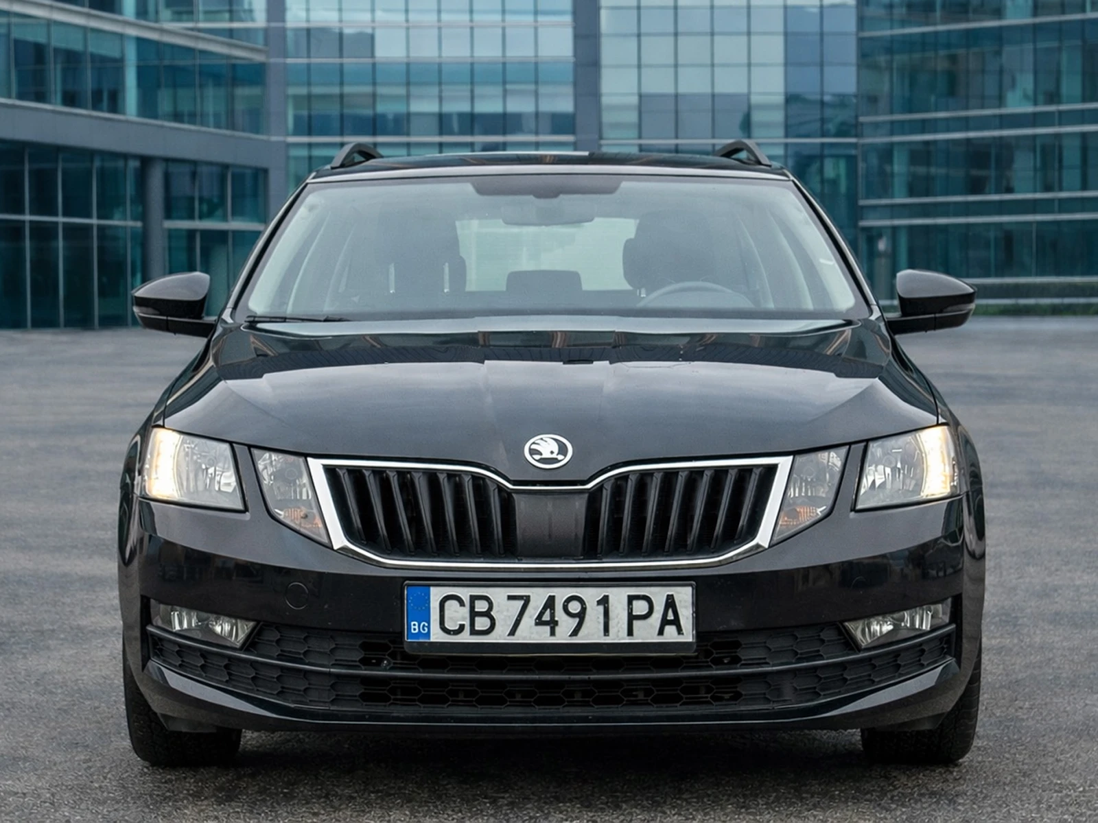 Skoda Octavia 2.0 TDI 4x4 Automatic - изображение 2