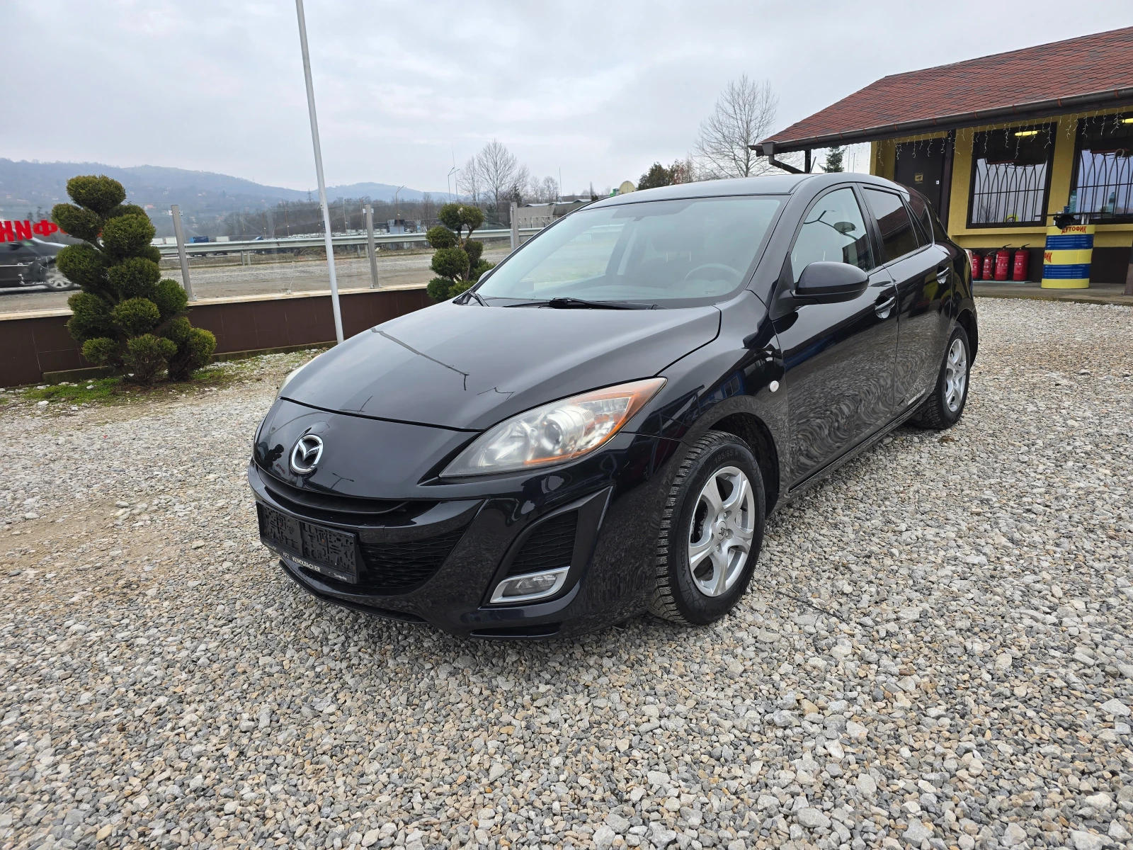Mazda 3 1, 6 I ����������� !! ��� ���� !! ����5 !! | Mobile.bg � ����������� 1