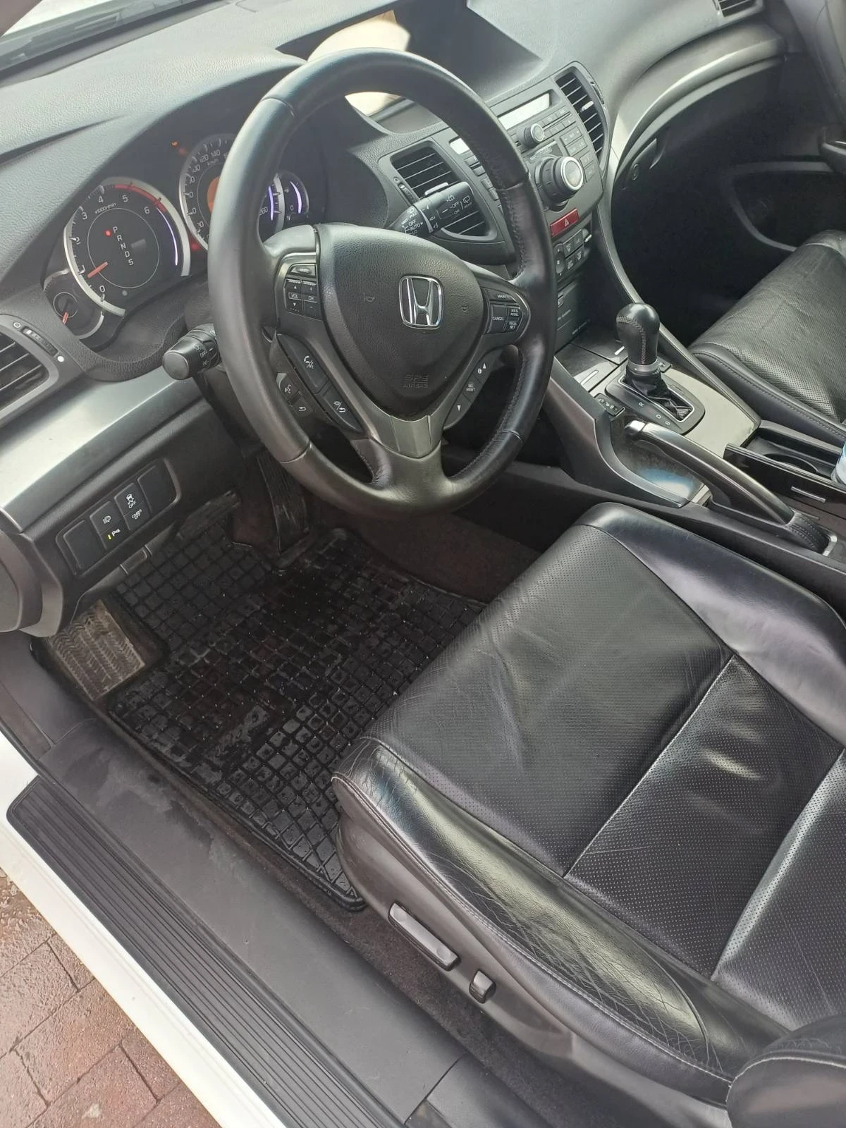 Honda Accord, снимка 7 - Автомобили и джипове - 53572375