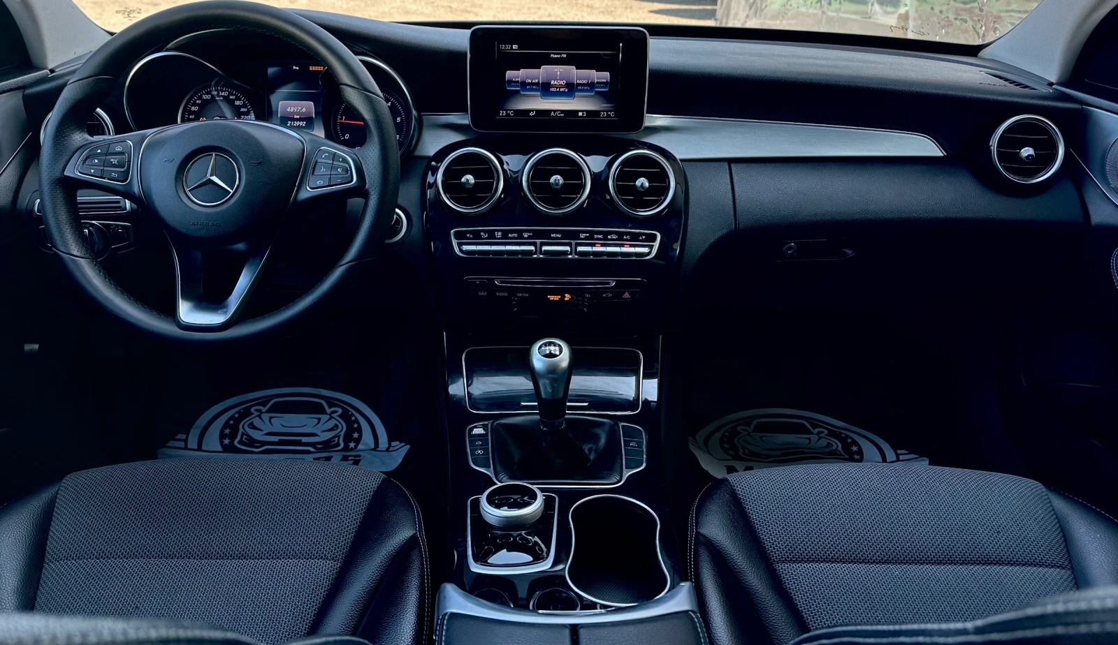 Mercedes-Benz C 200 КАМЕРА / 212000км / , снимка 9 - Автомобили и джипове - 53838714