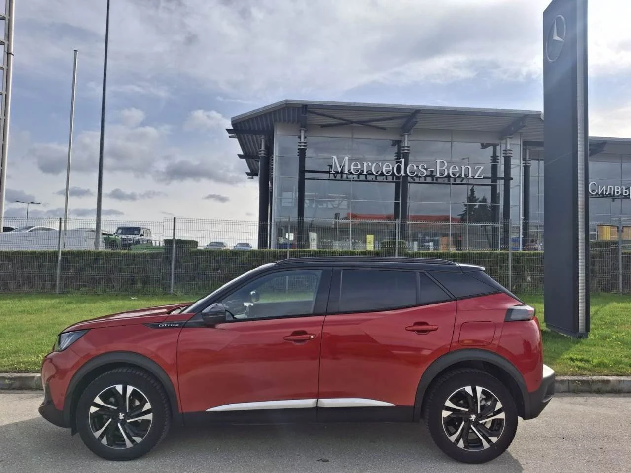 Peugeot 2008 GT Line, снимка 5 - Автомобили и джипове - 54218287