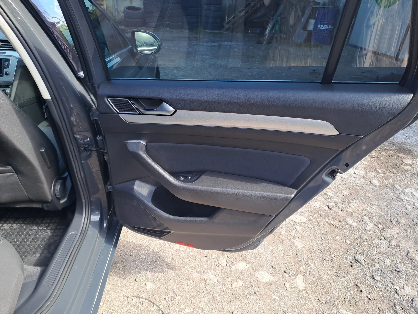 VW Passat 8.5, снимка 10 - Автомобили и джипове - 54301609