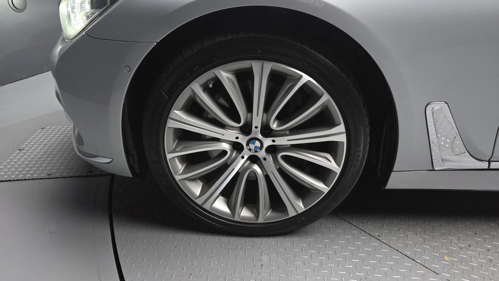 BMW 750 L| 360| ОБДУХ| МАСАЖИ| ТЕЛЕВИЗОРИ, снимка 5 - Автомобили и джипове - 54509559
