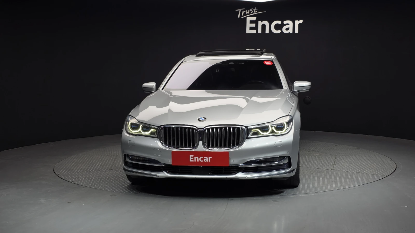 BMW 750 L| 360| ОБДУХ| МАСАЖИ| ТЕЛЕВИЗОРИ, снимка 3 - Автомобили и джипове - 54509559