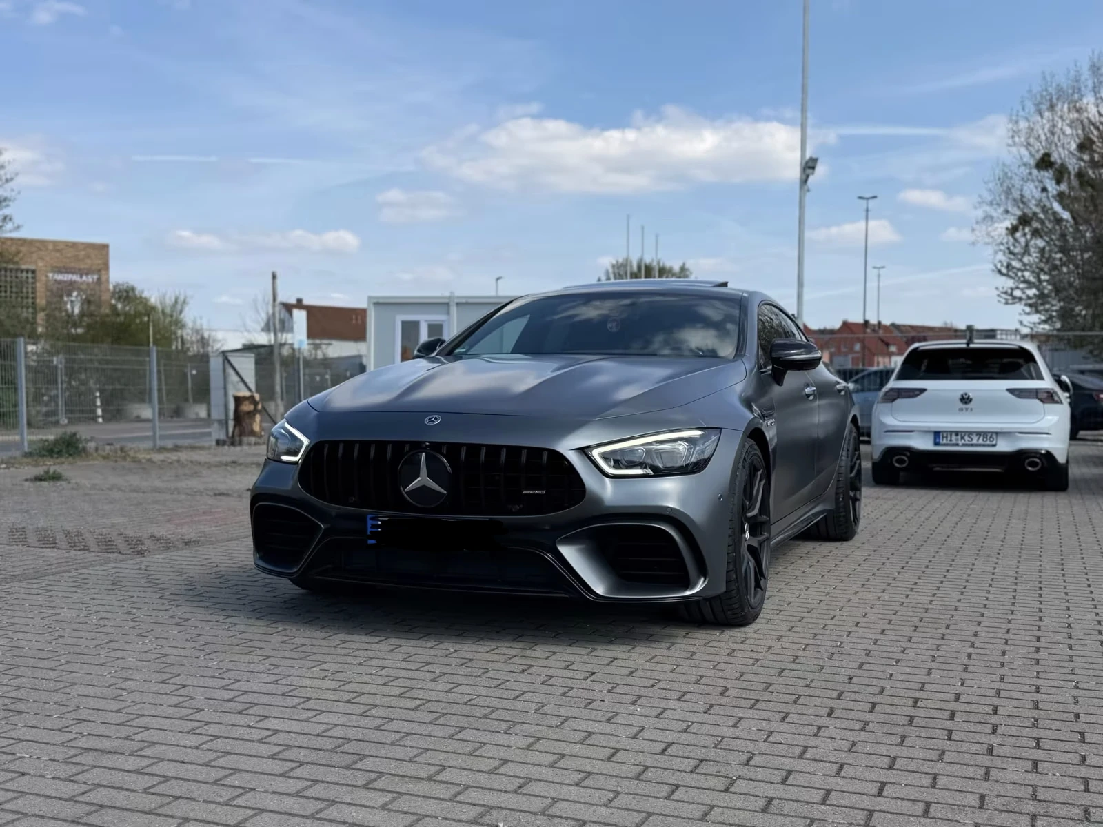 Mercedes-Benz AMG GT 63* НАПА* ДИСТРОНИК* 