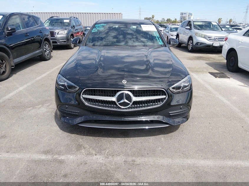 Mercedes-Benz C 300 4MATIC* КОЖА* ПОДГРЕВ* ОБДУХВ* BURMASTER* PANO* 36, снимка 13 - Автомобили и джипове - 54988575